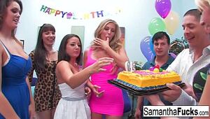 Samantha celebrates their way gorge oneself about a lascivious nutty orgy